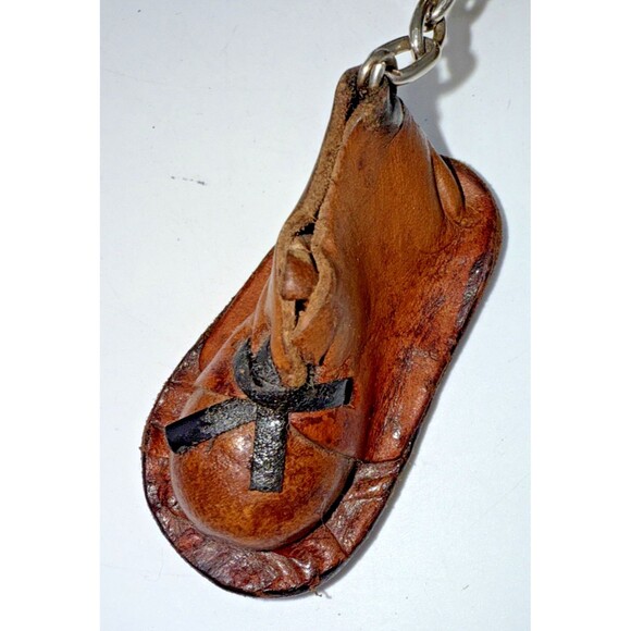 Vintage Handcrafted Tooled Leather Keychains Coin Purse, Shoe, Canteen Mexico - Picture 5 of 9